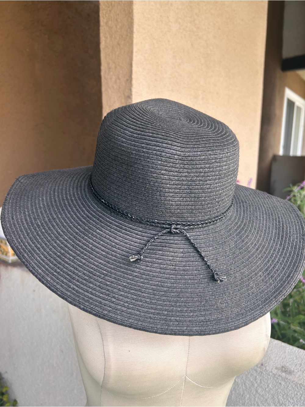 Nine West Black Wide-Brim Braided Tie Sun Hat
